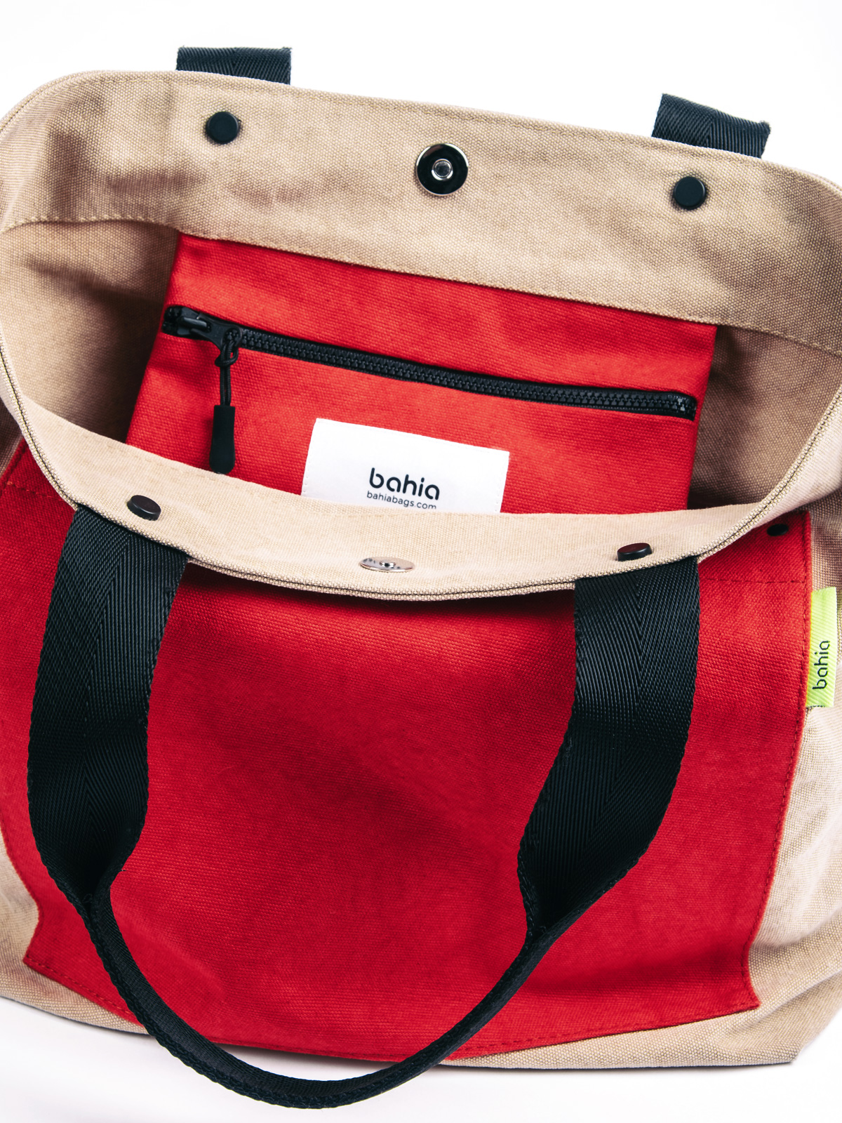 bolso-bolsillo-interior-beige-rojo